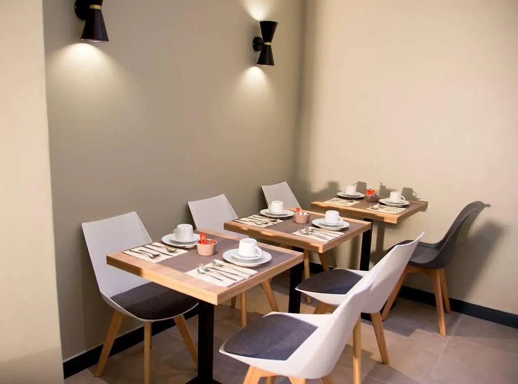 Moulin Hotell Paris