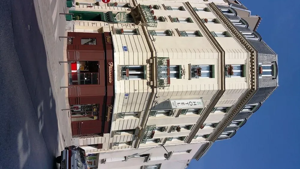 Moulin 3* Paris